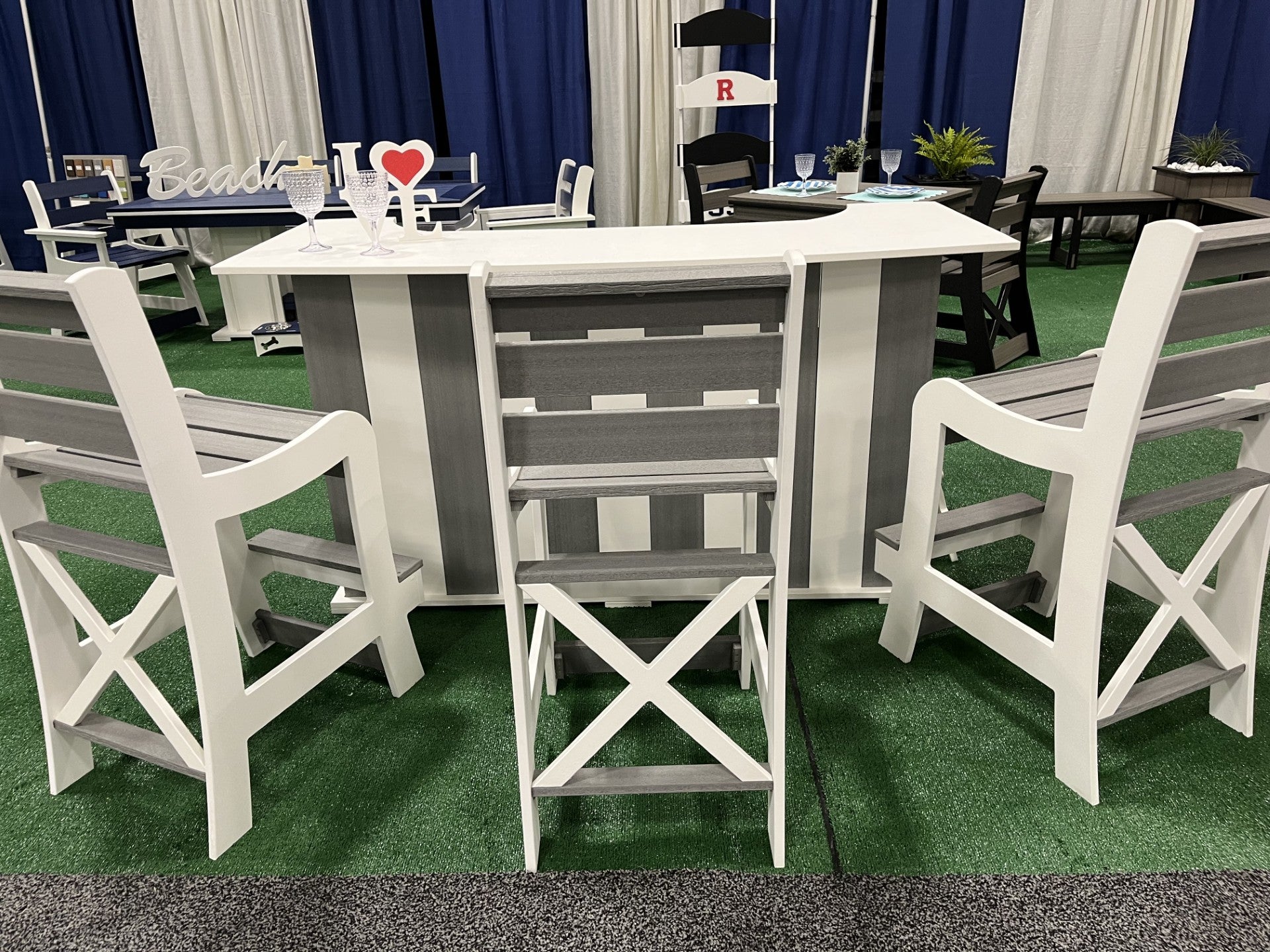Dockside Outdoor Bar and 3 Stools Set